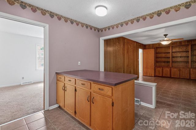 710 Twin Oaks Road, Davidson, NC 28036