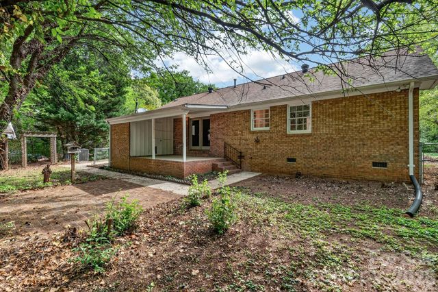 710 Twin Oaks Road, Davidson, NC 28036