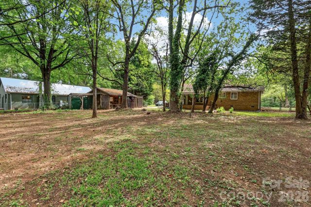 710 Twin Oaks Road, Davidson, NC 28036