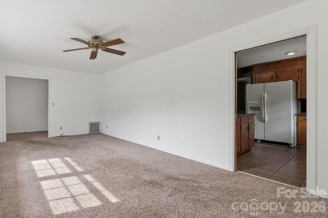 710 Twin Oaks Road, Davidson, NC 28036