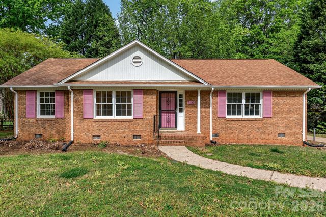 710 Twin Oaks Road, Davidson, NC 28036
