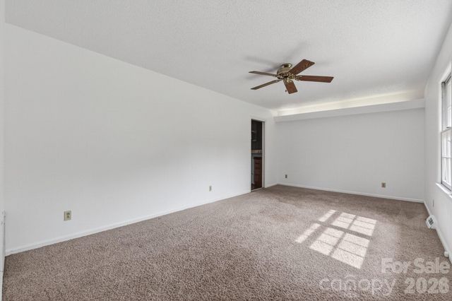710 Twin Oaks Road, Davidson, NC 28036