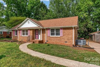 710 Twin Oaks Road, Davidson, NC 28036
