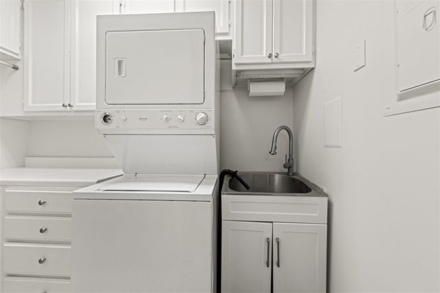 35934 Ann Arbor Trail 115, Livonia, MI 48150