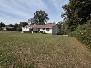 254 Shane Lee Cir, Dover, TN 37058