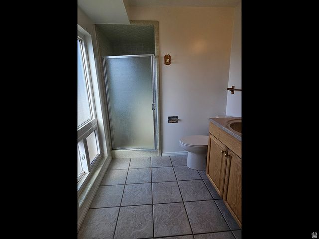 1033 E 825 N, Layton, UT 84040