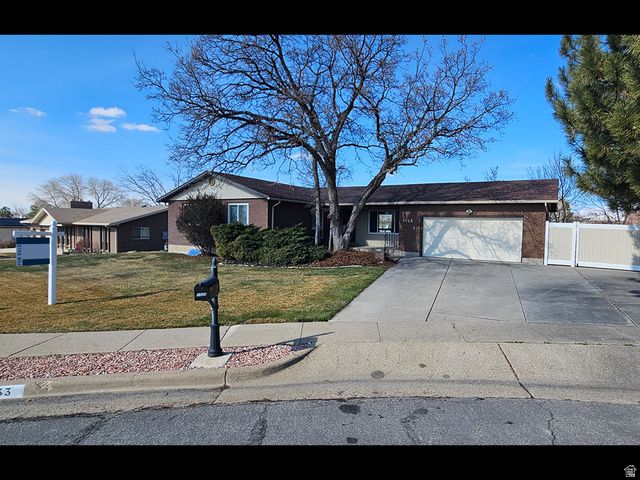1033 E 825 N, Layton, UT 84040