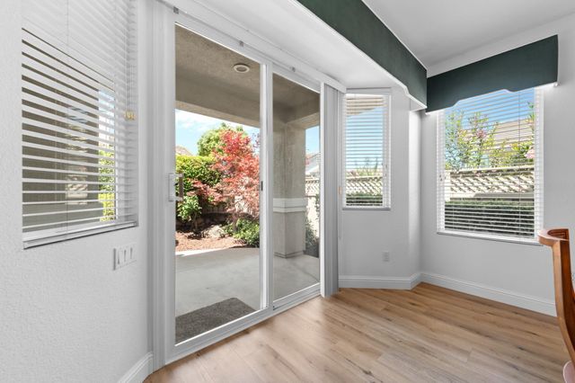 7059 Cope Ridge Way, Roseville, CA 95747