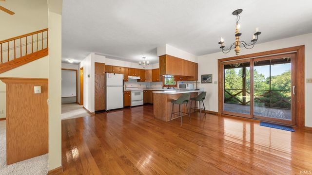 1323 Younger Road, Bedford, IN 47421