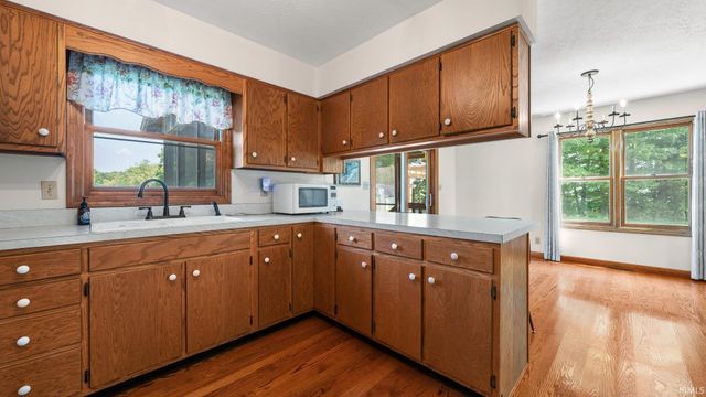 1323 Younger Road, Bedford, IN 47421