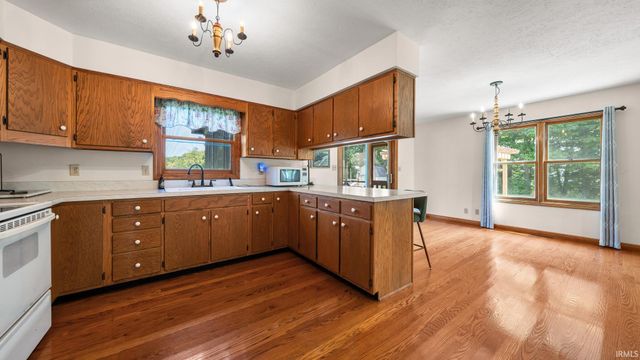 1323 Younger Road, Bedford, IN 47421
