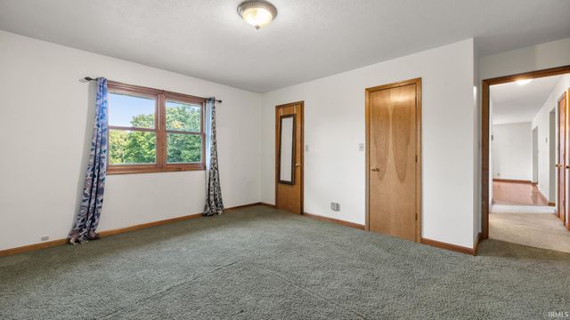 1323 Younger Road, Bedford, IN 47421