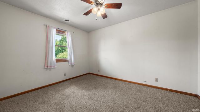 1323 Younger Road, Bedford, IN 47421