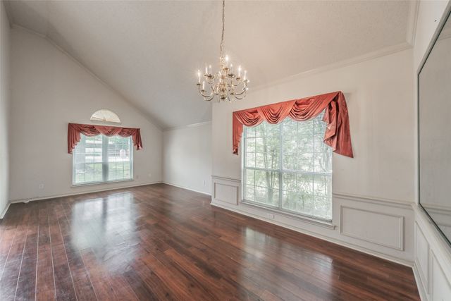 2325 Valley Falls Avenue, Mesquite, TX 75181