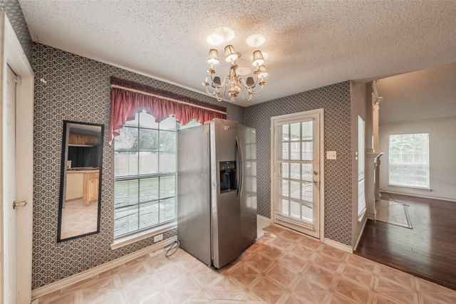 2325 Valley Falls Avenue, Mesquite, TX 75181