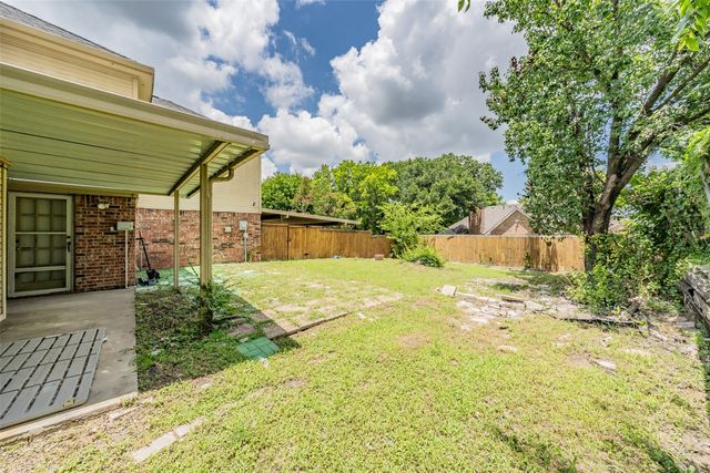2325 Valley Falls Avenue, Mesquite, TX 75181
