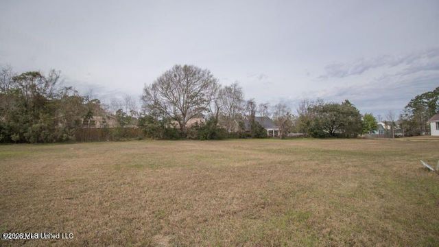 403 Goose Pointe Boulevard, Biloxi, MS 39531