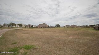 403 Goose Pointe Boulevard, Biloxi, MS 39531