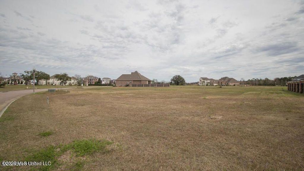 403 Goose Pointe Boulevard, Biloxi, MS 39531