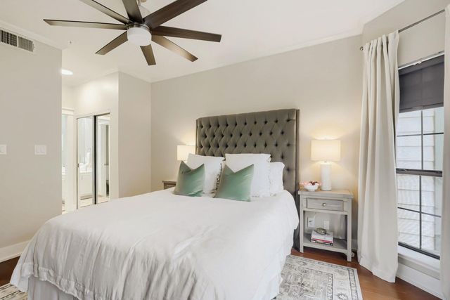 1741 Spyglass DR 1-223, Austin, TX 78746
