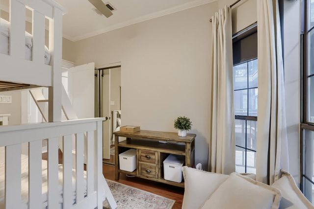 1741 Spyglass DR 1-223, Austin, TX 78746