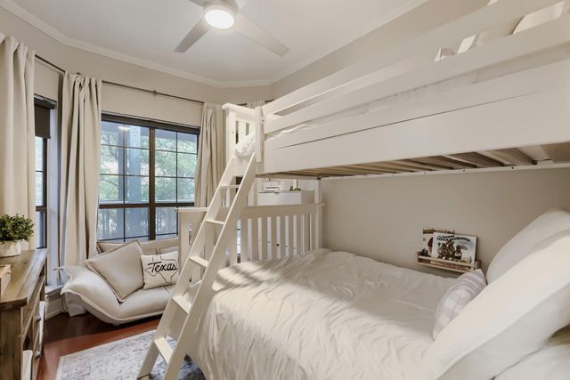 1741 Spyglass DR 1-223, Austin, TX 78746
