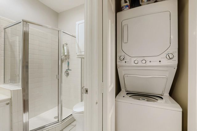 1741 Spyglass DR 1-223, Austin, TX 78746