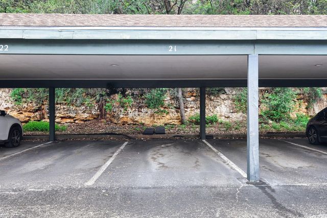1741 Spyglass DR 1-223, Austin, TX 78746