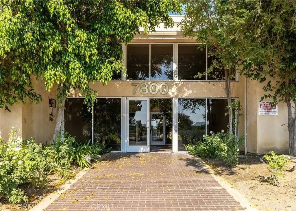 7800 Topanga Canyon 204, Canoga Park, CA 91304