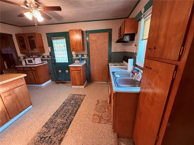 658 Route 536, Punxsutawney Area School District, PA 16240