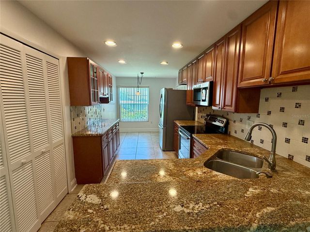 2461 BENTLEY DRIVE, Palm Harbor, FL 34684
