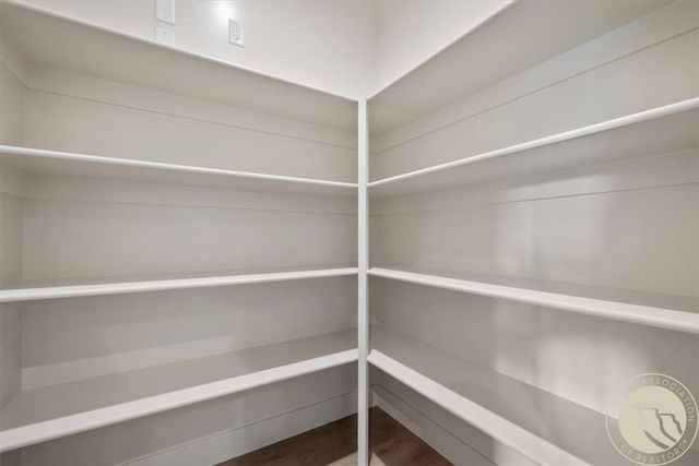 637 Willow Branch Road, Billings, MT 59106