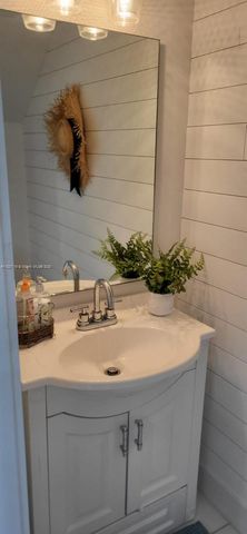 1550 S Ocean Dr 16, Fort Pierce, FL 34949