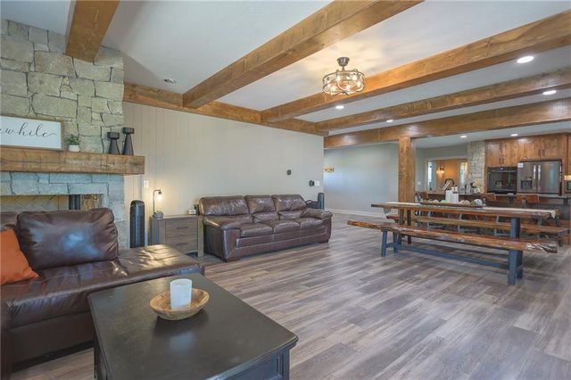 35932 10 Highway, Rayville, MO 64084