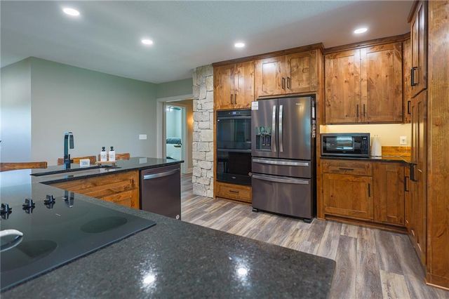 35932 10 Highway, Rayville, MO 64084