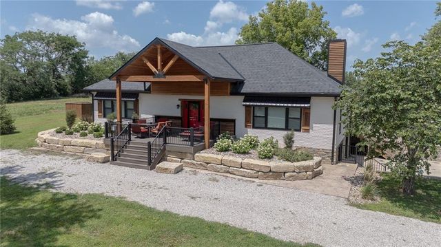 35932 10 Highway, Rayville, MO 64084
