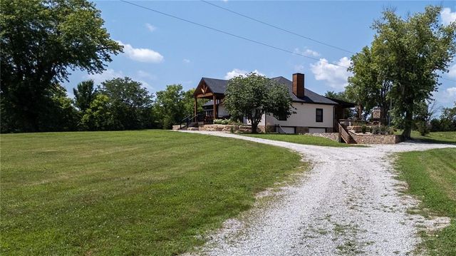 35932 10 Highway, Rayville, MO 64084