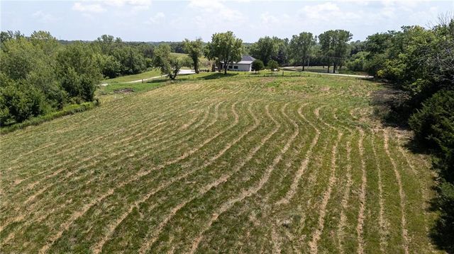 35932 10 Highway, Rayville, MO 64084