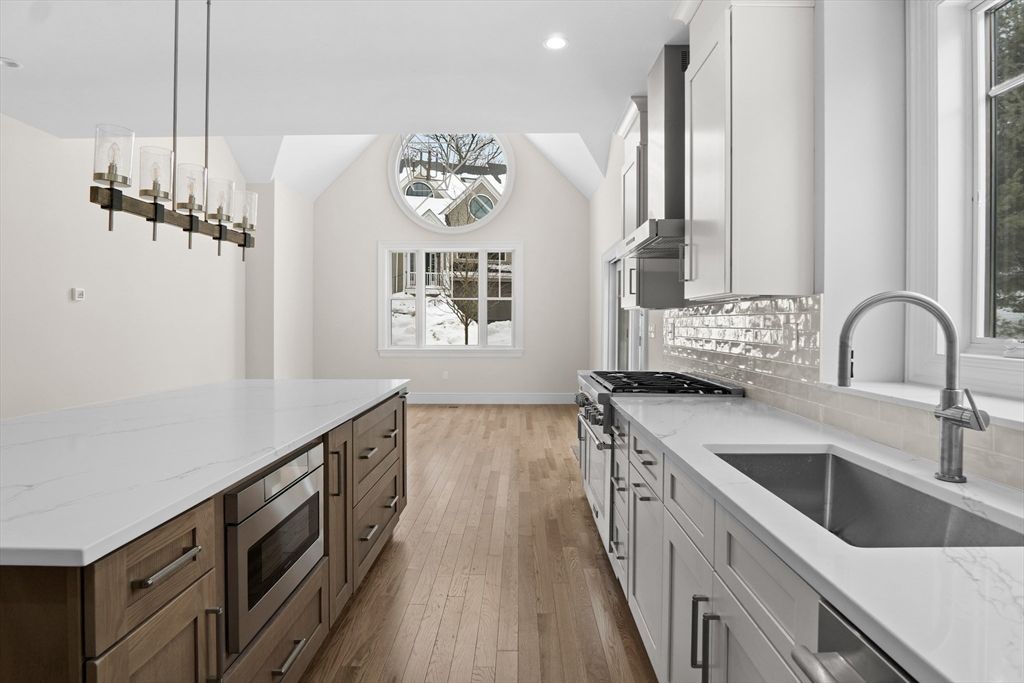 17 Courtyard Place 17, Reading, MA 01867