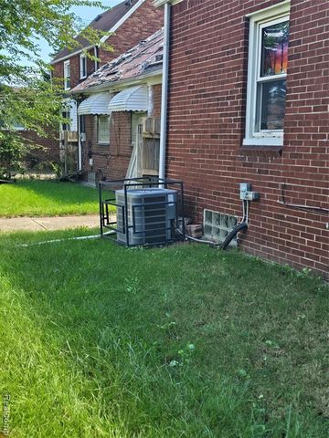11545 Kennebec Street, Detroit, MI 48205