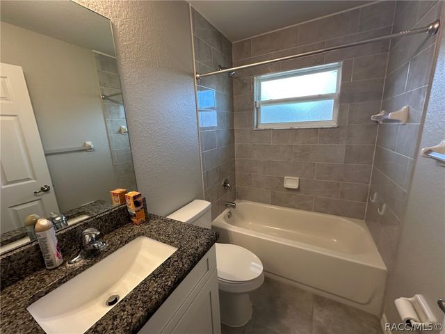 5825 N Larkspur Way, Beverly Hills, FL 34465
