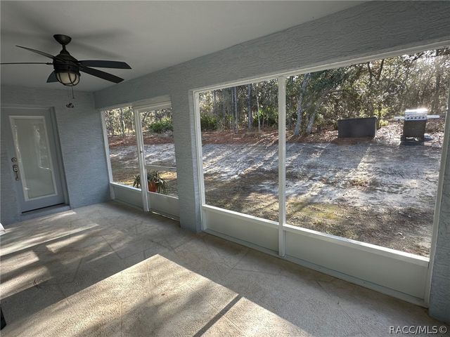 5825 N Larkspur Way, Beverly Hills, FL 34465