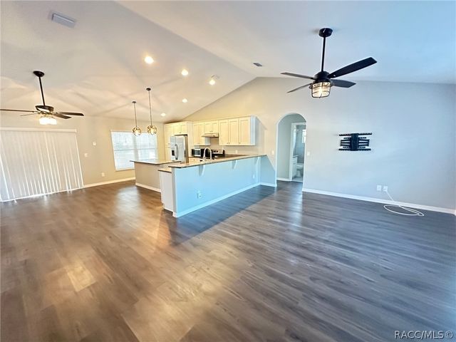 5825 N Larkspur Way, Beverly Hills, FL 34465