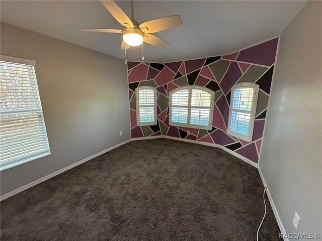 5825 N Larkspur Way, Beverly Hills, FL 34465