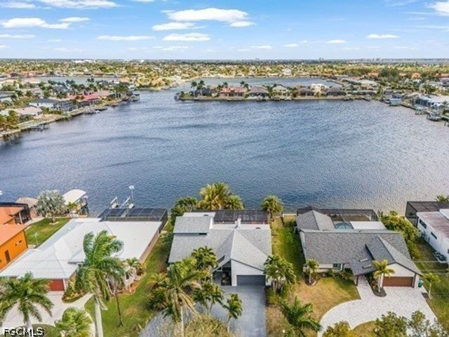 5409 Skyline BLVD, Cape Coral, FL 33914