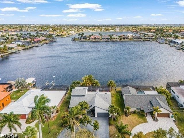 5409 Skyline BLVD, Cape Coral, FL 33914