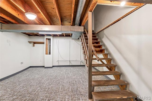 2832 Waldwick Court, St Louis, MO 63129