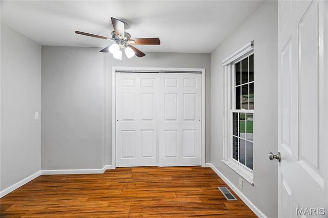 2832 Waldwick Court, St Louis, MO 63129