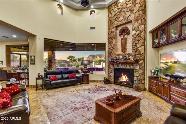 6551 E FLAT IRON Loop, Gold Canyon, AZ 85118