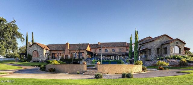 6551 E FLAT IRON Loop, Gold Canyon, AZ 85118